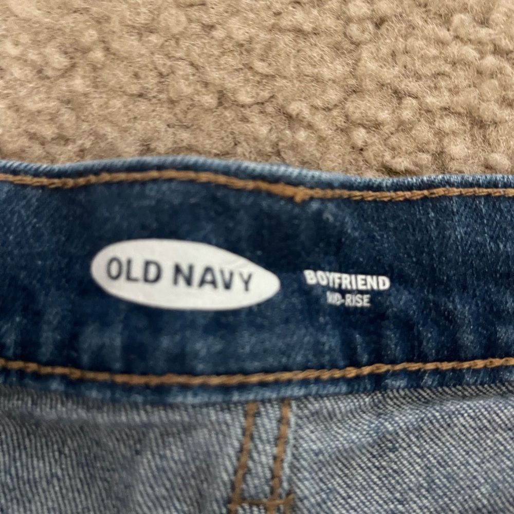 Old Navy Boyfriend Short - Picture 4 of 6